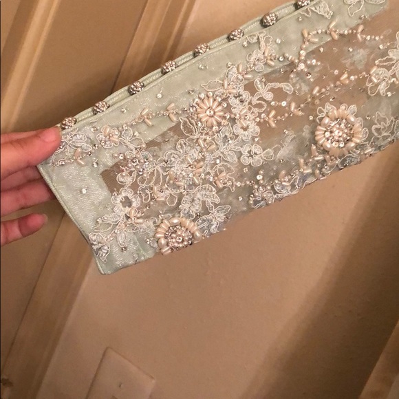 Pakistani / Indian formal outfit by farah talib - Picture 3 of 8